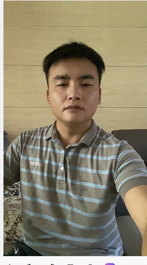 走在红毯那一天的第一张照片--南平认干亲服务网